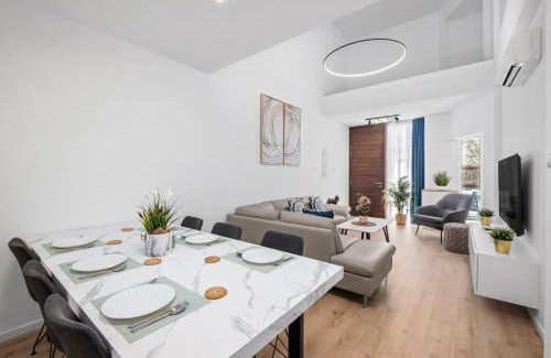 Skala Apartment | Paradise Apartment with Private Pool & Sea View