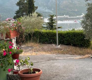 Dobrota Apartment | PARADISE Apartments