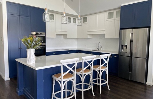 One Mile House | Paradise at One Mile! Family friendly acreage close to beach and amenities