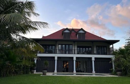 Mahe Island Villa | Paradise Villa Eden Island