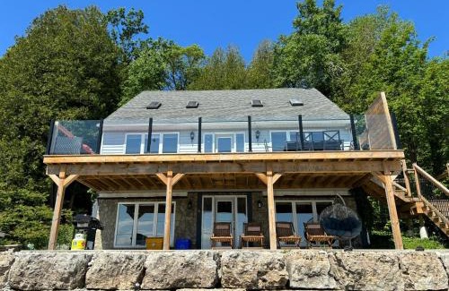 Lion's Head House | Paradise Waterfront Gem With Georgian Bay Views