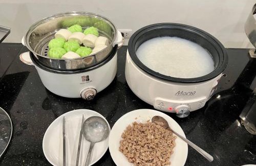 Soc Son Hotel | Paragon Noi Bai Pool And Best View Airport Hotel