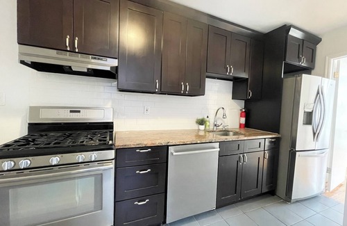 Historic Downtown Apartment | Park Hamilton House - 3B Top Floor Apt Mins to NYC