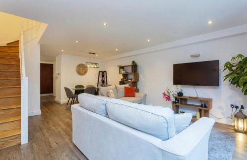 Whitechapel Apartment | Park View Apartments
