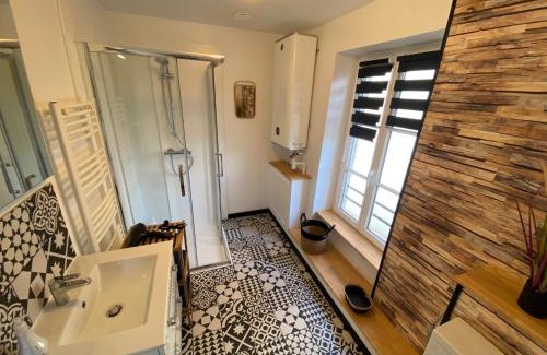 Montivilliers Apartment | Parking - Wifi - Hyper Centre - Cosy - Lumineux