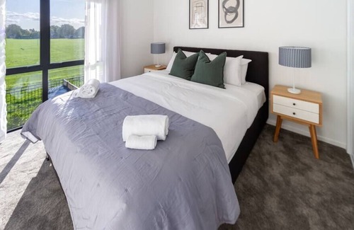 Upper Riccarton House | Parkside Bliss: 1 Bed w/ University & Mall Nearby
