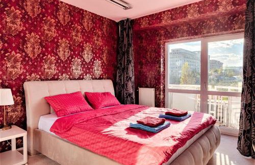 Bucharest City-Centre Apartment | Parliament Merlot Unirii Square 5 Bedrooms Luxury Apartment Old Town