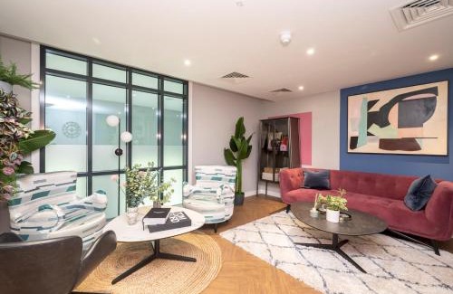 Copers Cope Apartment | Pass the Keys 2 Bed Beckenham apartment w 24h Gym and Work Hub