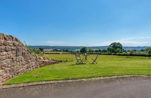 Eaton Mascott House | Pass the Keys Hidden Gem in Stunning Location