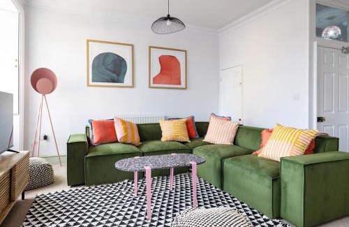 Upper Town Apartment | Pass the Keys Stunning apartment in central location