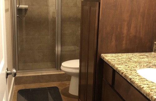 Hudson Bend House | Peaceful 3BR near Lake Travis- 2 Min Drive