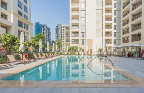 Dubai Apartment | Peaceful 4-Bedroom Bright Kitchen Space in Dubai Creek Harbour