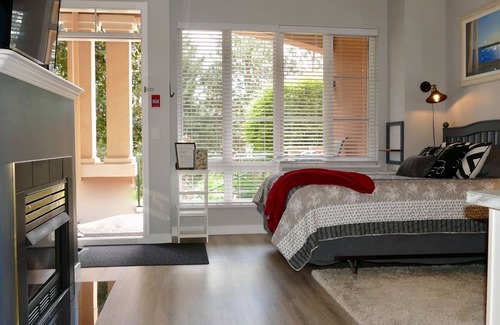 Quail Ridge Apartment | Peaceful, Beautiful, Romantic and right on the Golf Course!