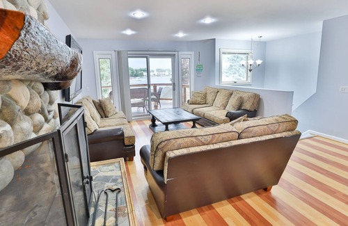Waterford House | PEACEFUL CASS LAKE 3BR Vacation Home