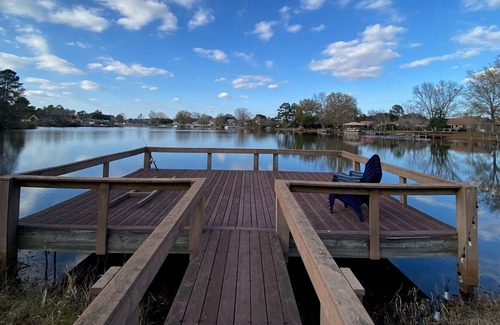 Summerton House | Peaceful Lakehouse with Beautiful Views