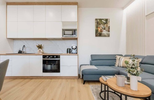 Piasek Południe Apartment | Peaceful Retreat in the City Center