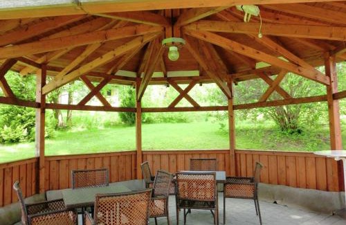 Grunhainichen Villa | Peaceful Villa in Borstendorf