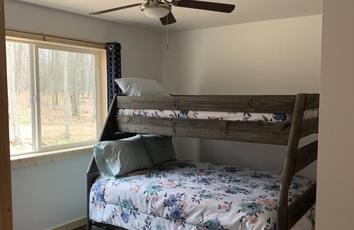 Irons Cabin | Peacock Trail Cabin #1