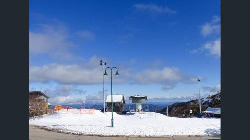 Mount Buller Apartment | Peak 203 A & B - Twin Key Apartments - Mt Buller