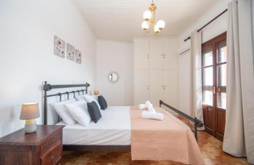 Maries House | Pearly Sunset