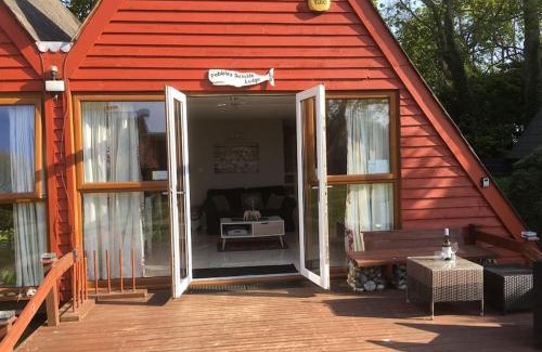 Martin Ski Chalet | Pebbles Seaside Lodge