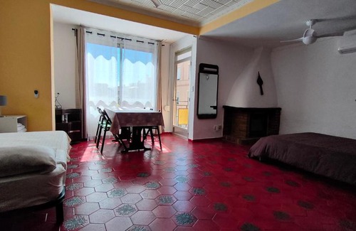 Moncofar Bed & Breakfast | Pensión Benavente AP-7 3min coche Playa 5 min Self check-in 24h