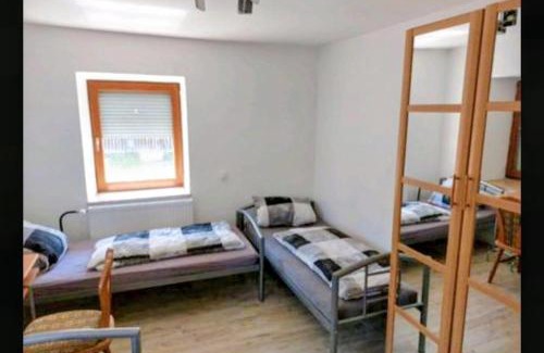 Reichertshofen House | Pension Dana