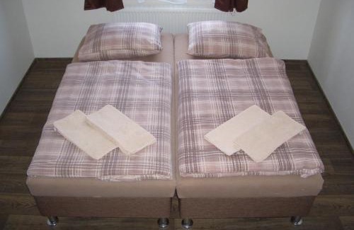 Cheb House | Pension Krásno