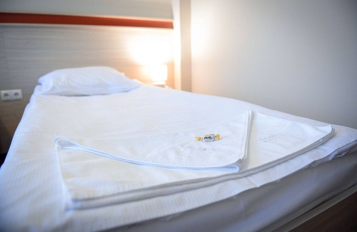 Odorheiu Secuiesc Hotel | Pension Panorama Cozy pension located on a hill overlooking Odorheiu Secuiesc