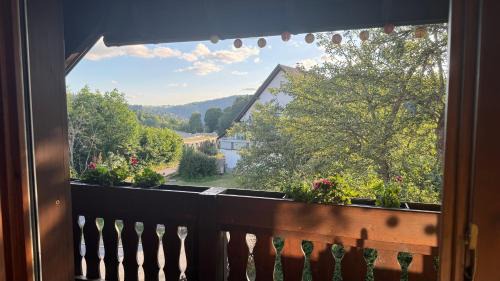 Haeusern Apartment | Pension Schmidt - Wipfelblick - Voll ausgestattetes Loft Apartment