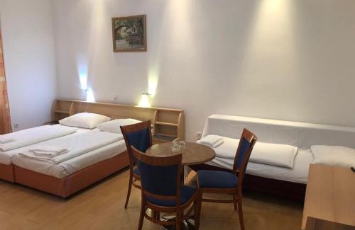 Josefstadt House | Pension Vera