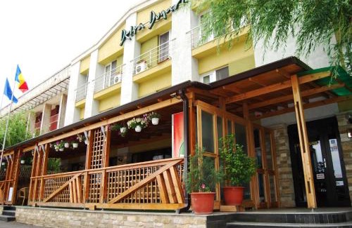 Tulcea House | Pensiunea Delta Dunarii