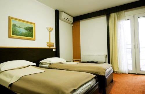 Tulcea House | Pensiunea Delta Dunarii