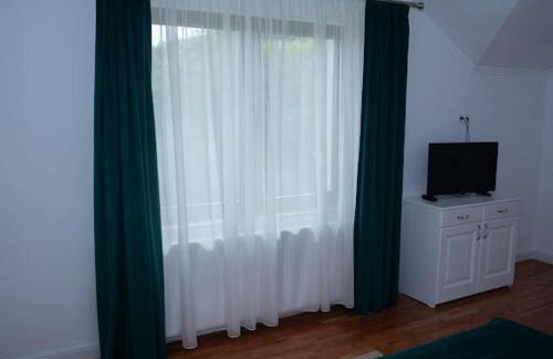 Baita Hotel | Pensiunea Graniti