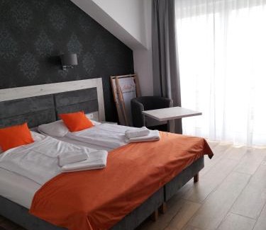 Rowy House | Pensjonat Latino