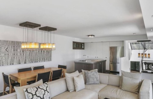Noosa Heads Apartment | Penthouse 12, Little Cove Court Noosa