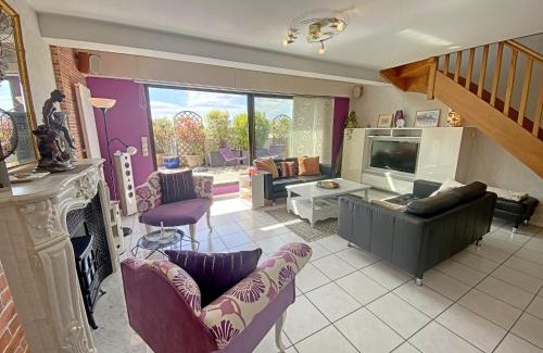 Lorient Apartment | Penthouse Centre Lorient 2 Chambres avec Parking Sécurisé - FR-1-349-225