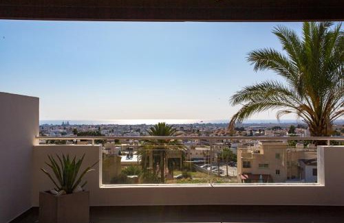 Oroklini Apartment | Penthouse Duplex overlooking the Mediterranean