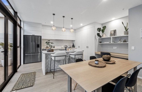 Cambridge House | Penthouse Prestige - Cambridge Holiday Apartment