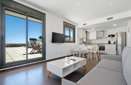 Roques Daurades Apartment | Penthouse with private solarium and pool sea views