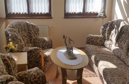 Sever House | Penzión Zlatý Jeleň