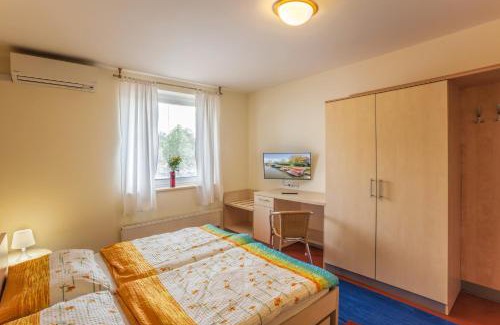 Veseli nad Moravou Apartment | Penzion Baťův kanál