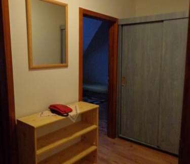 Sklene Teplice House | Penzion Centrum