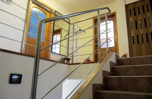 Krelov House | Penzion Ubytování Květinová