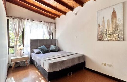 Belen House | People's House ( Laureles )