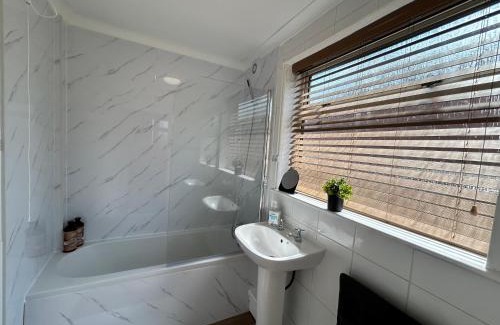 Goole House | Percy House 3 bedroom contractor haven