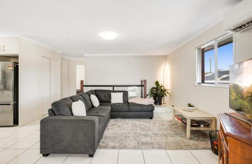 Rangeville Apartment | Perfect CDB & Parkland Fringe!
