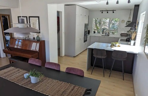 Hafnarfjordur House | Perfect Family Home near Airport and Downtown