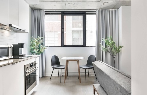 Latin Quarter Apartment | Perfect Location in City | MUST Stay | VERY Clean