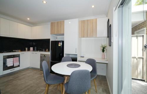 Perth Apartment | Perfect One Bed Home In Perth